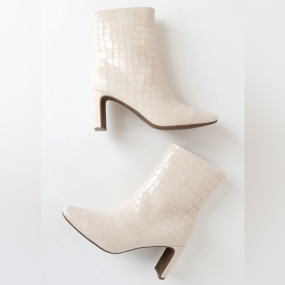 Lulus Winter White Crocodile Embossed Square Toe Booties by Seven Dials - Picture 3 of 5